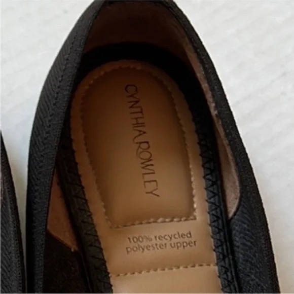 Cynthia Rowley Black Pointed-Toe Flats - Picture 4 of 8